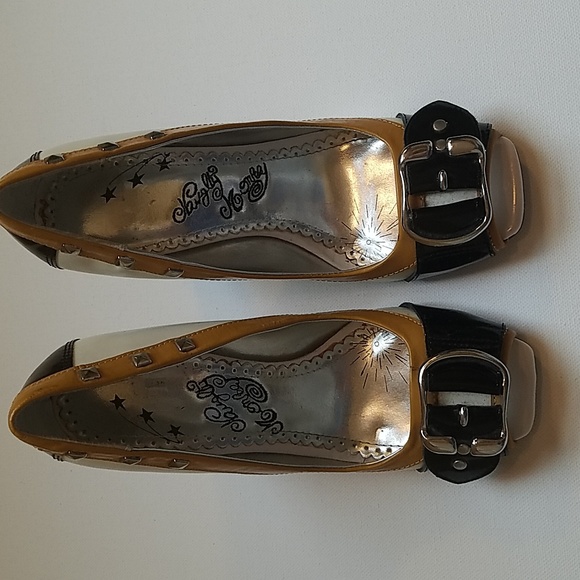 Naughty Monkey Black & White Patent Leather Open Toe 3.5 Block Heel 6 - Picture 2 of 8